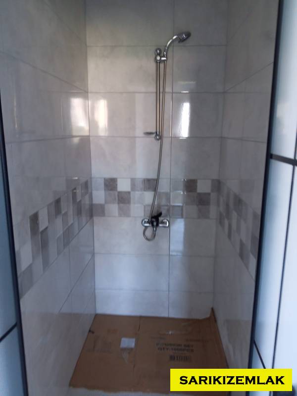 EDREMİT  KADIKÖY`DE SİTE İÇERİSİNDE 3+1 ARA KAT  ZEYTİNLİK MANZARALI 